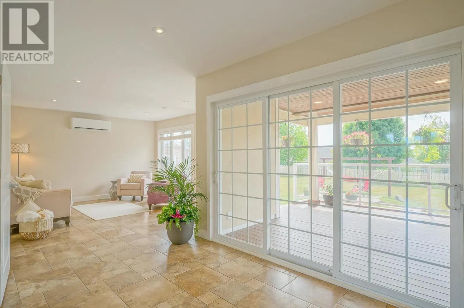 6 Falcon Drive