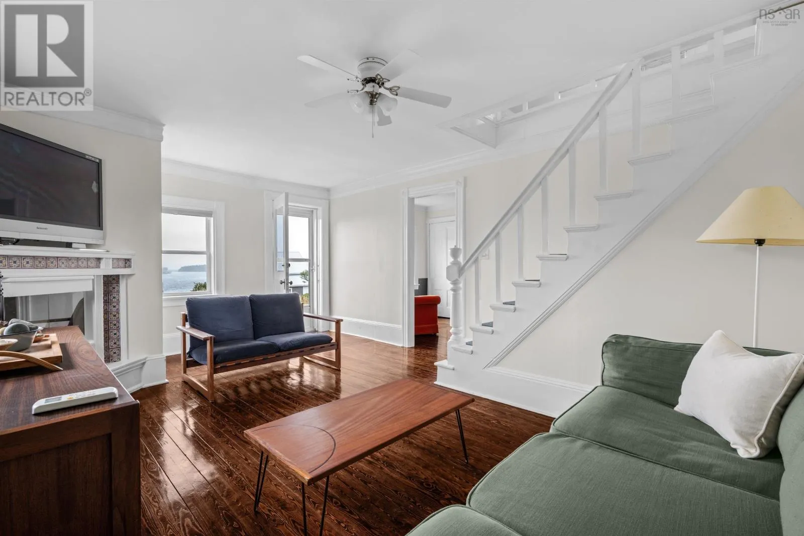 28 Wharf Road