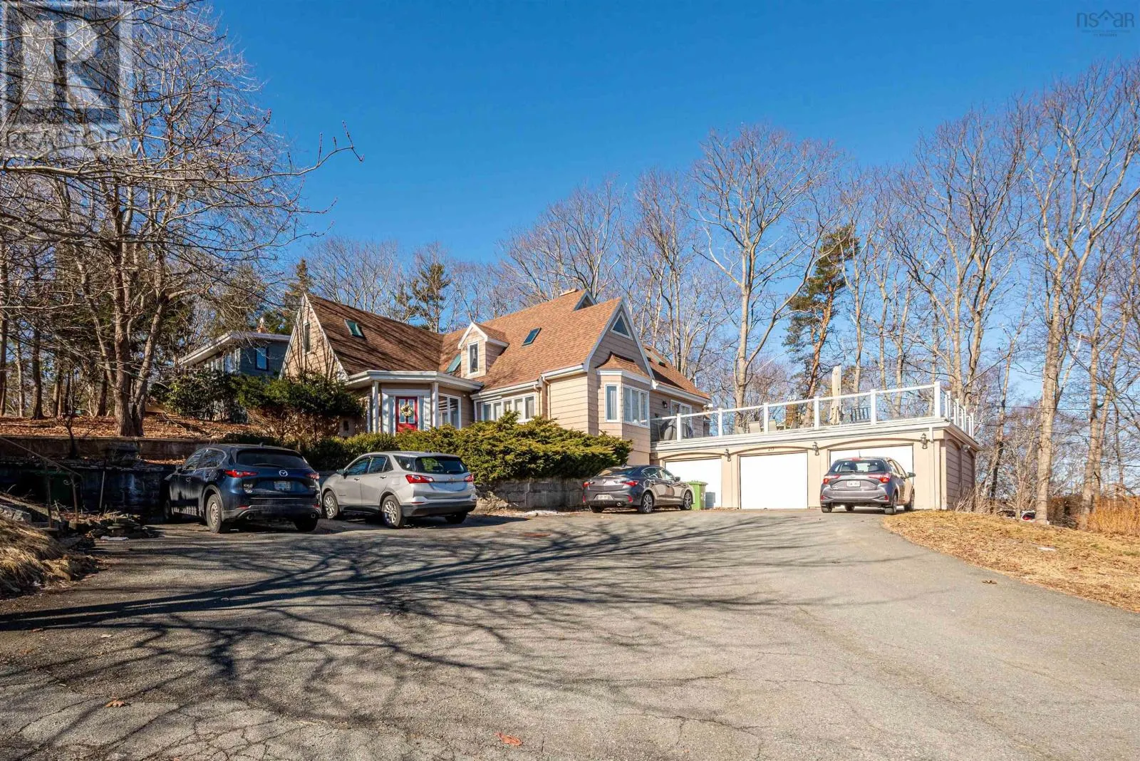 20 Watervista Lane
