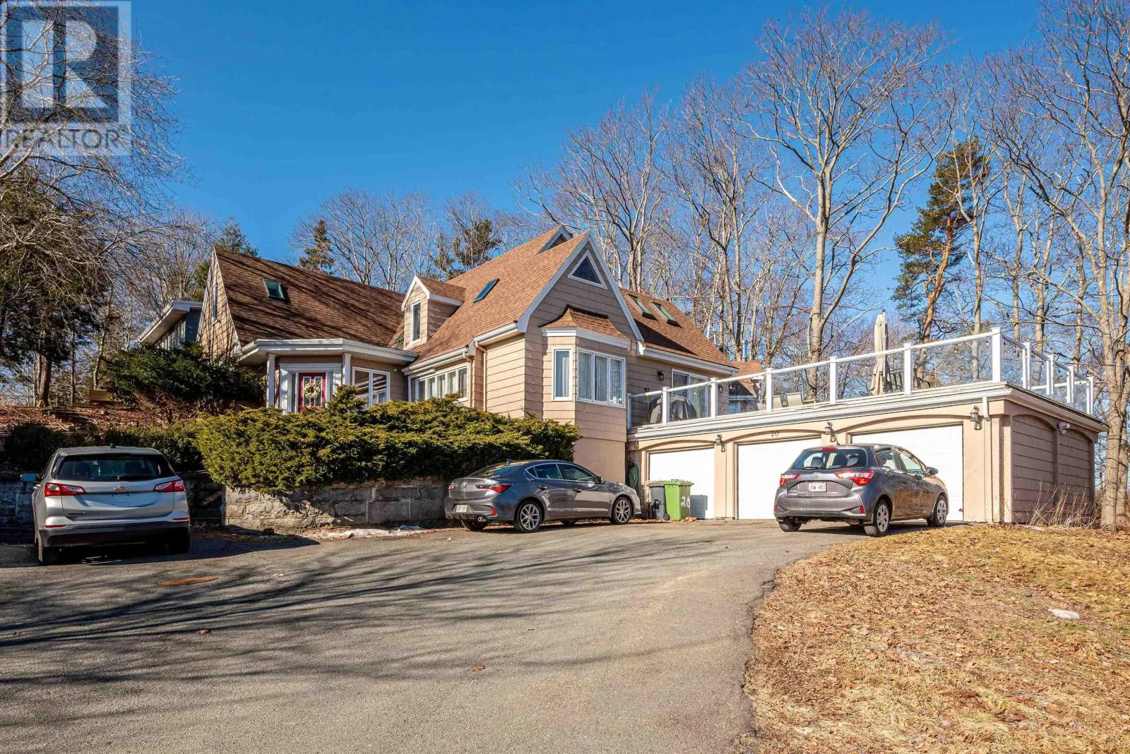 20 Watervista Lane