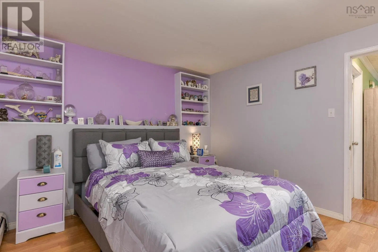 93 Hannebury Drive
