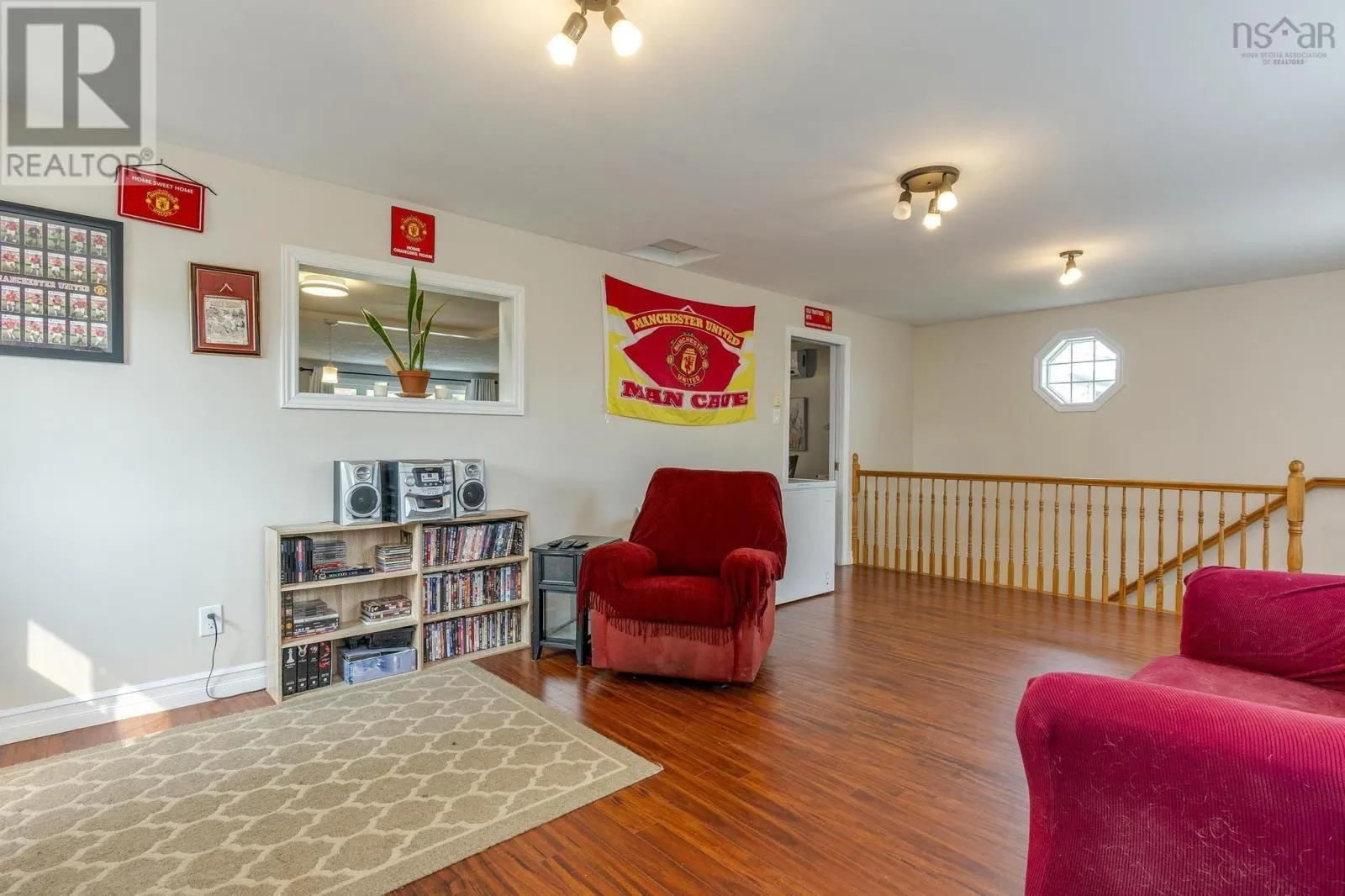 93 Hannebury Drive