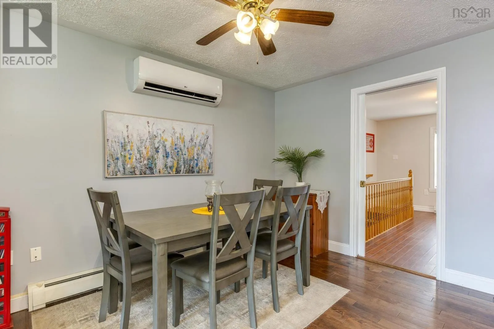 93 Hannebury Drive