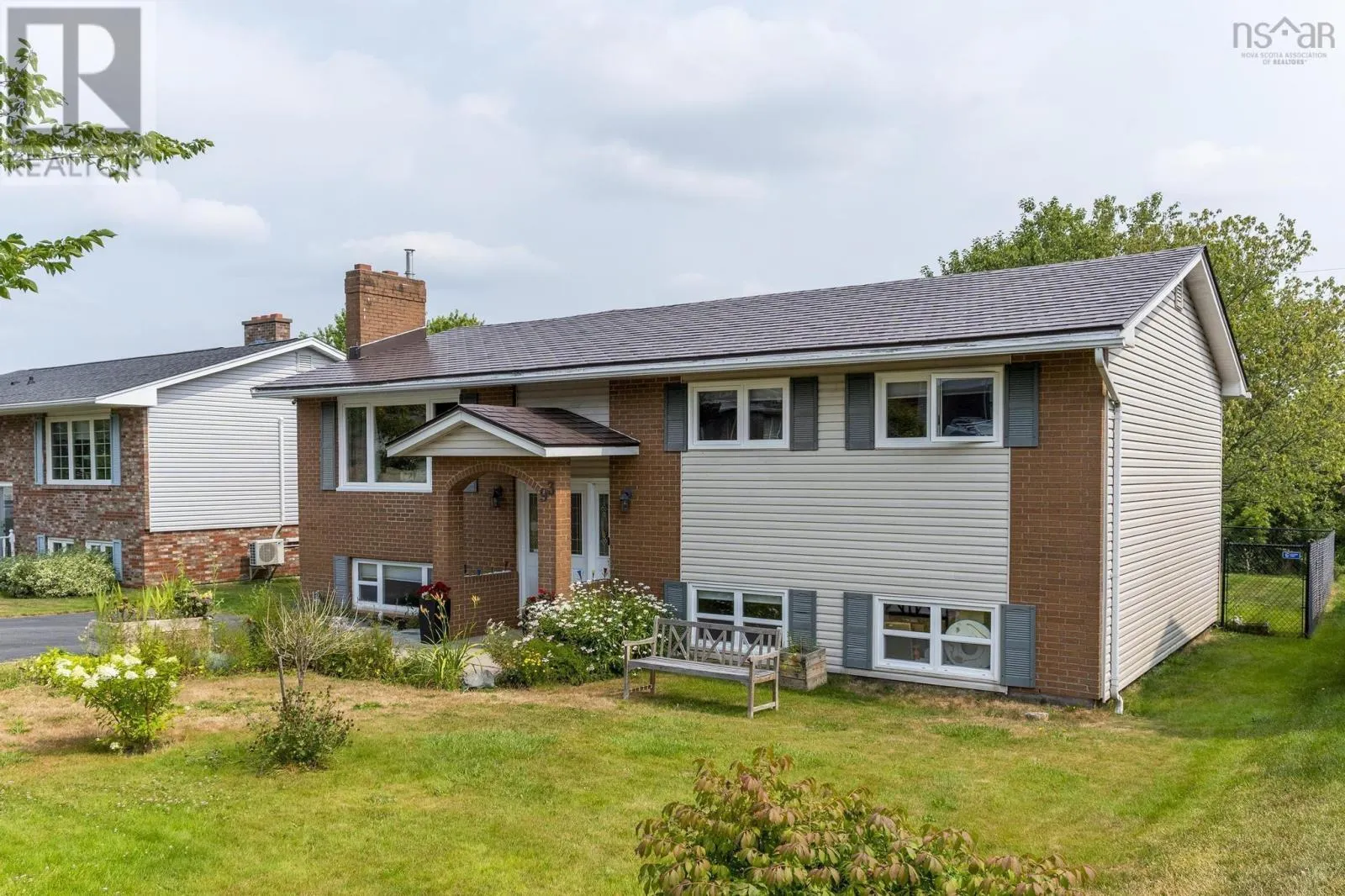 93 Hannebury Drive