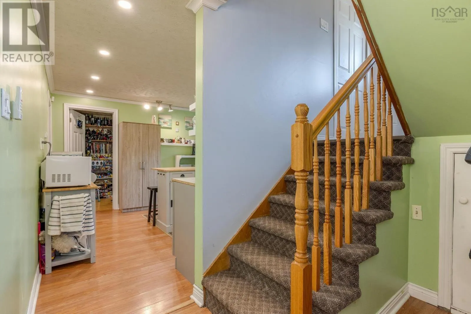 93 Hannebury Drive