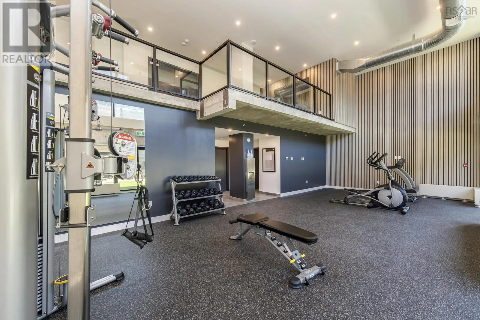 1704 72 Seapoint Road