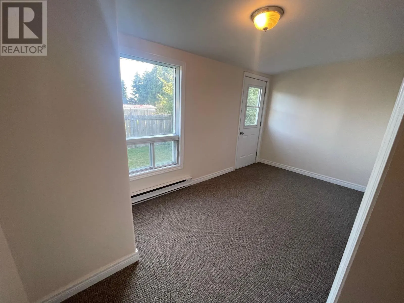 16 West Drive