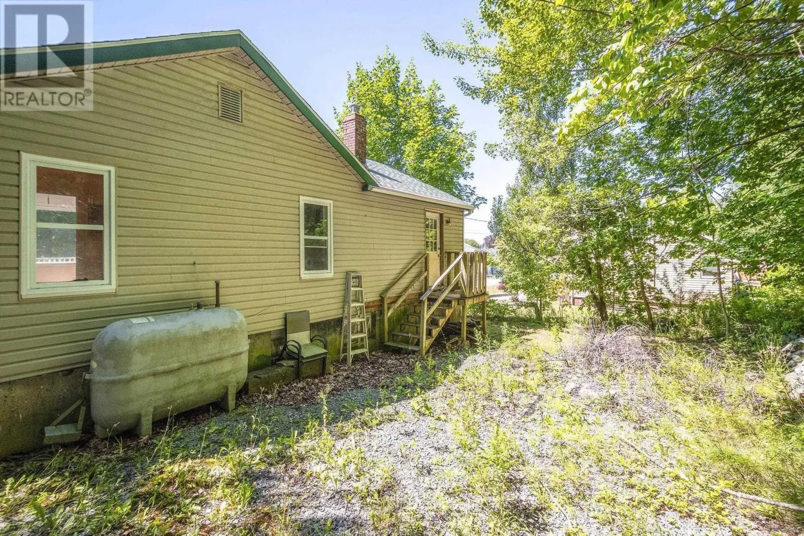 79 Mountain Avenue