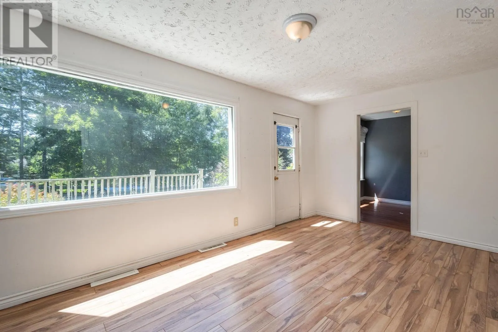 79 Mountain Avenue
