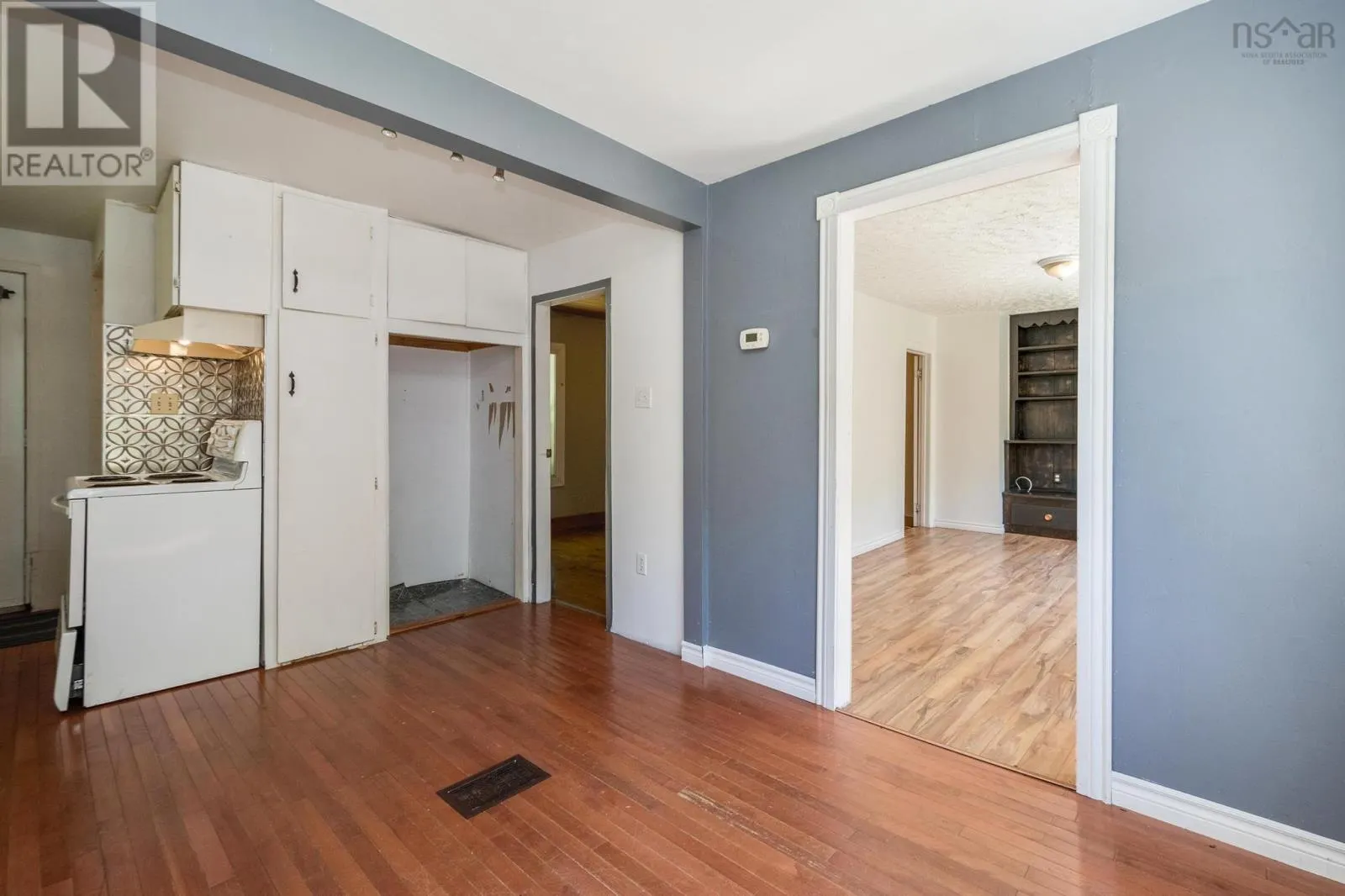 79 Mountain Avenue