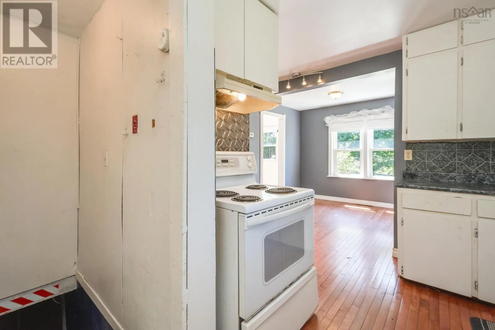 79 Mountain Avenue