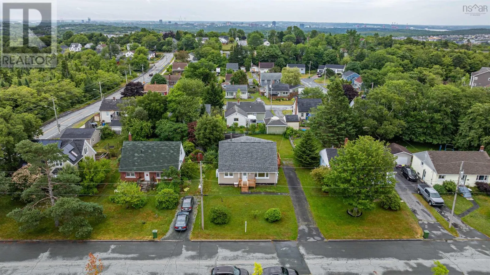 6 Birchfield Crescent