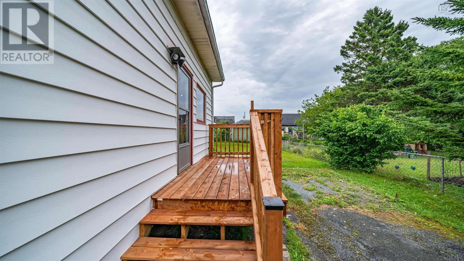 6 Birchfield Crescent
