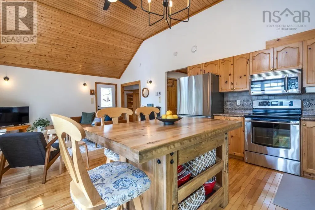 74 Canyon Point Road