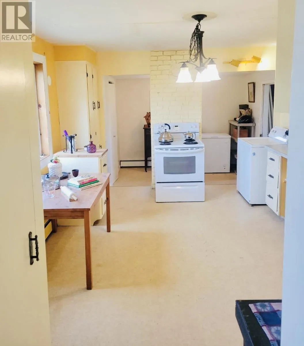 417 Earnscliffe Road