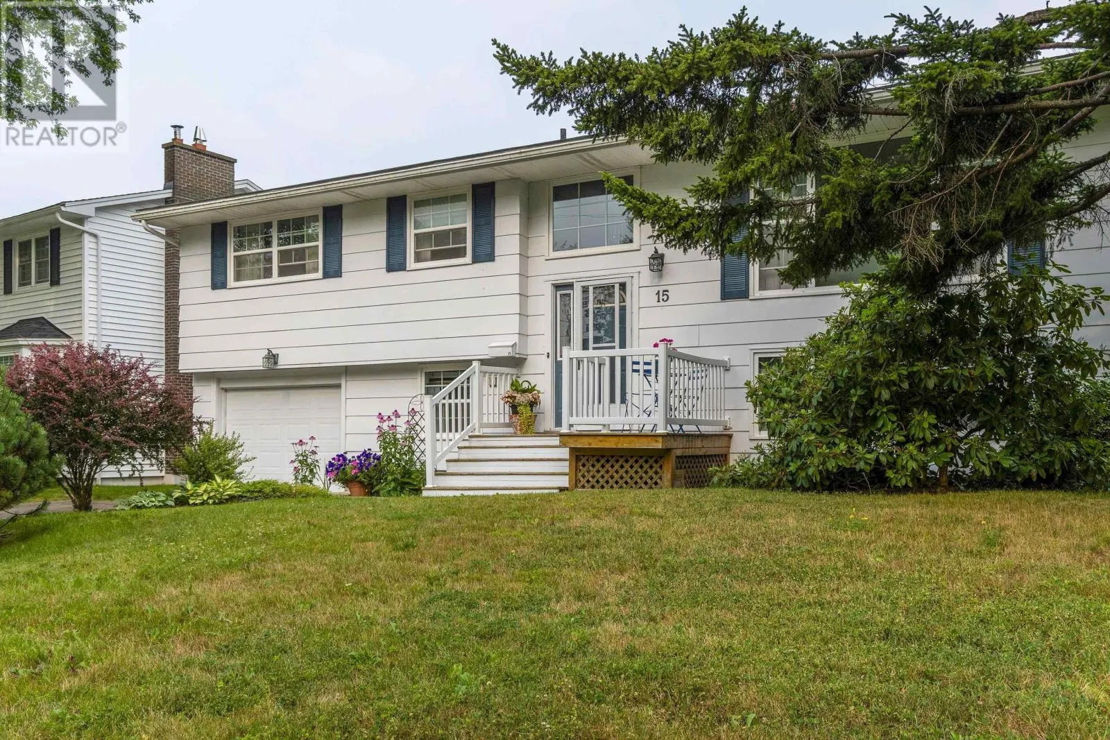 15 Landrace Crescent