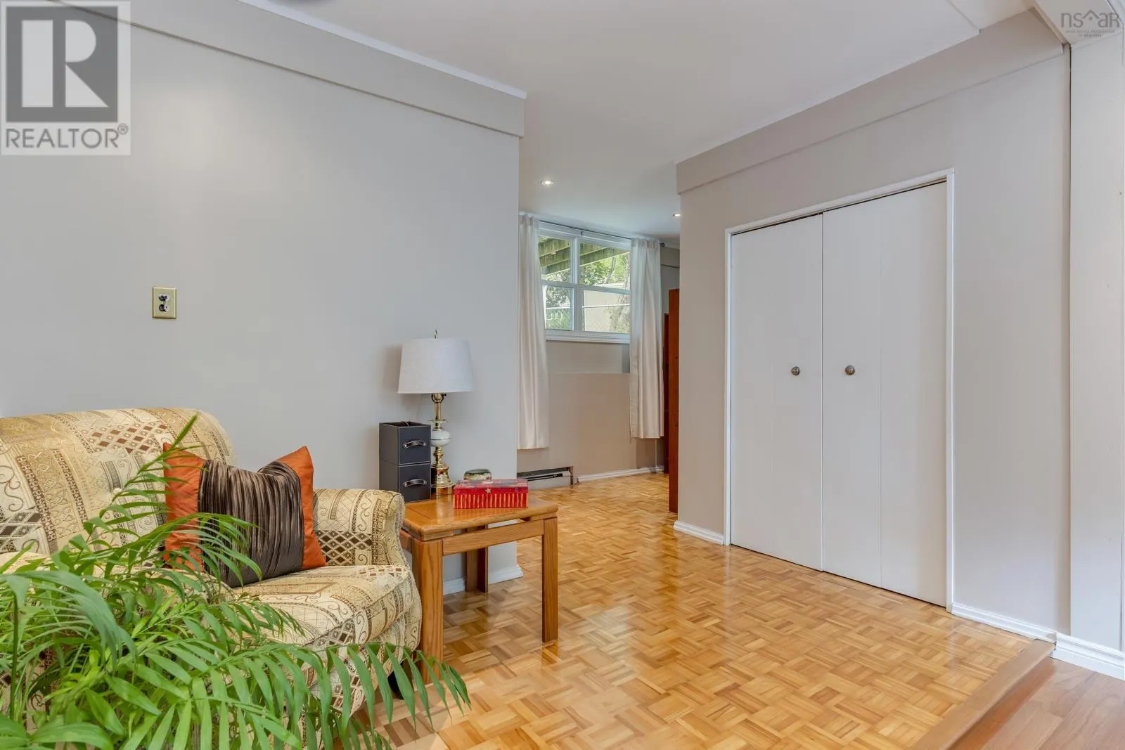 15 Landrace Crescent