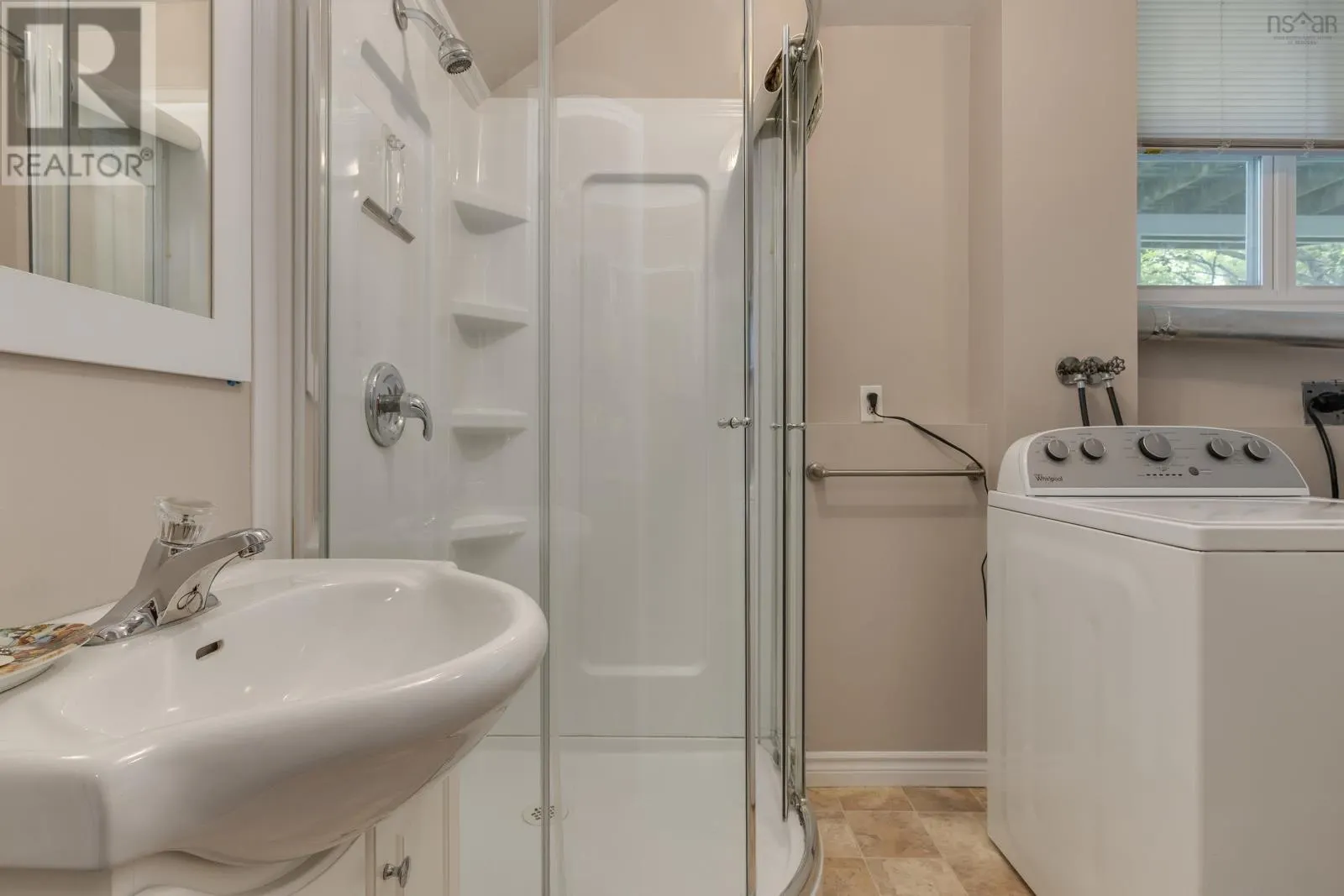 15 Landrace Crescent