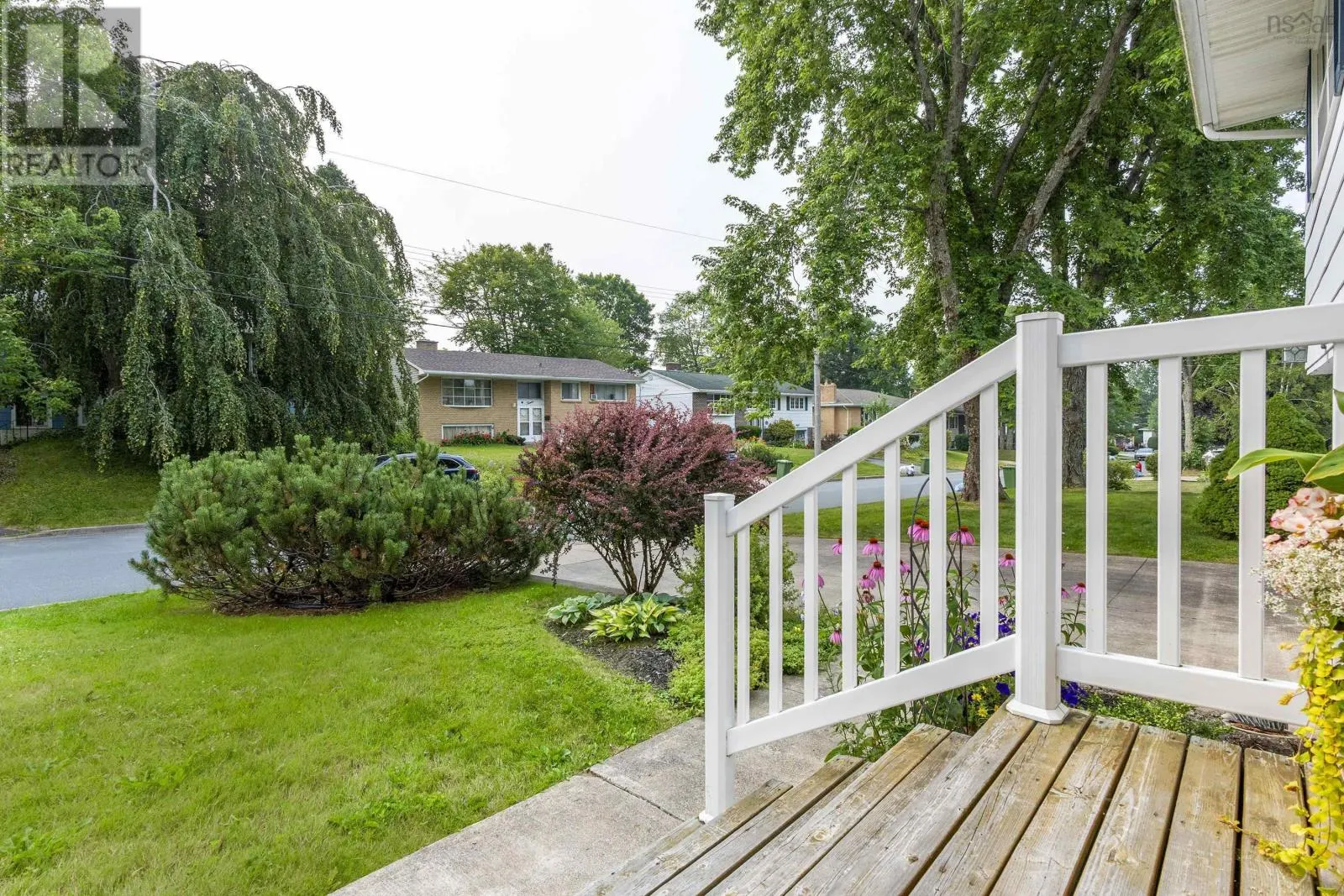 15 Landrace Crescent