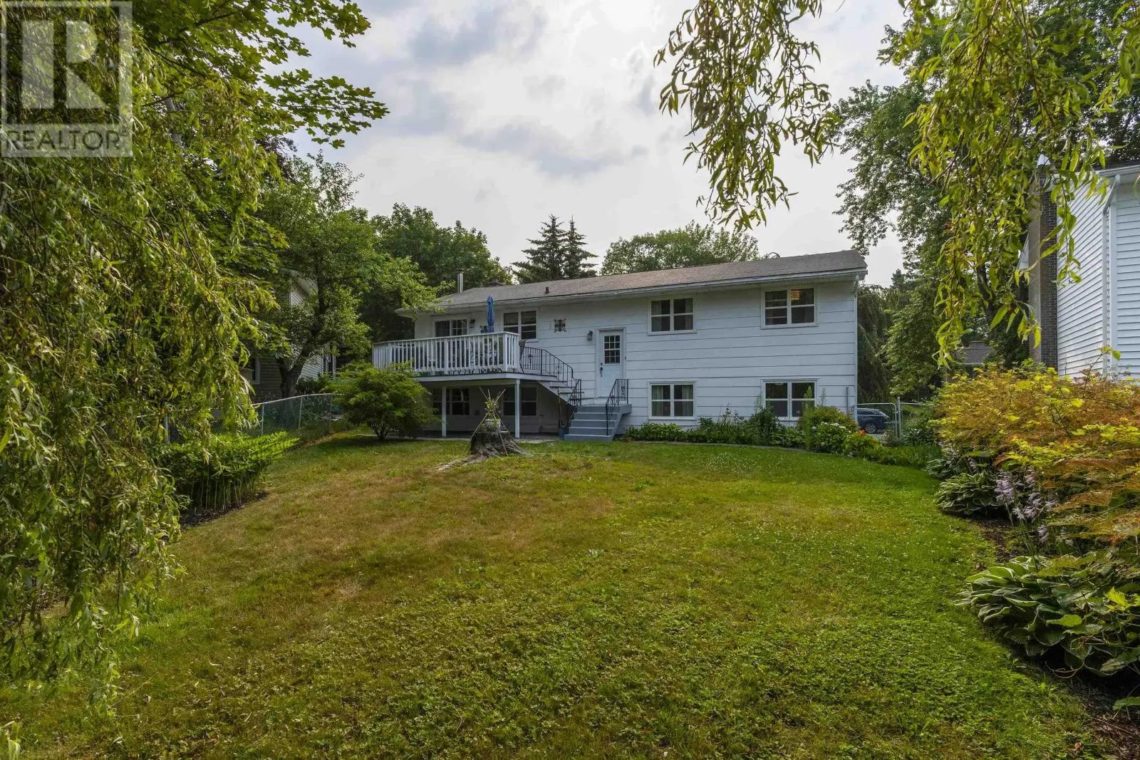 15 Landrace Crescent