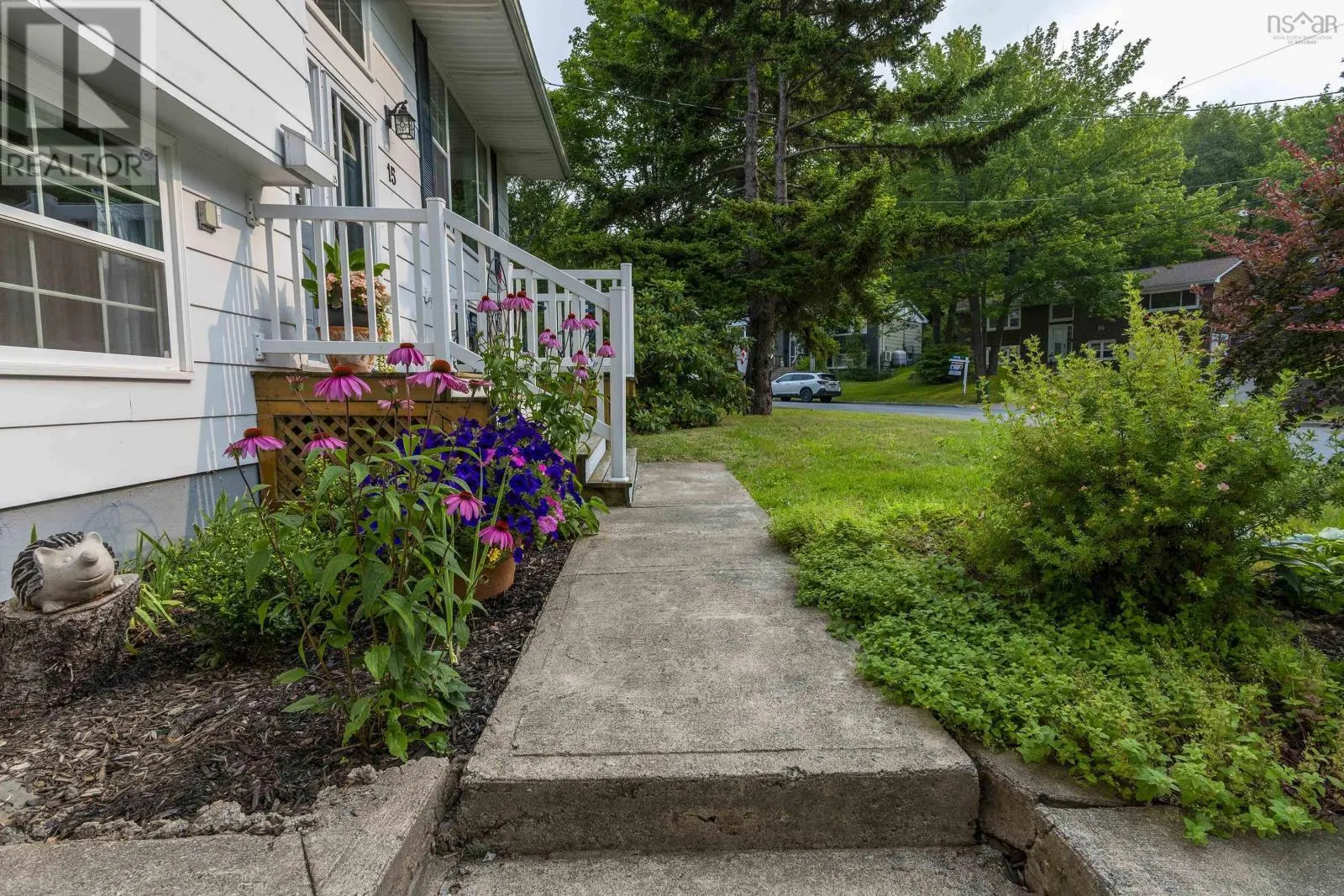 15 Landrace Crescent