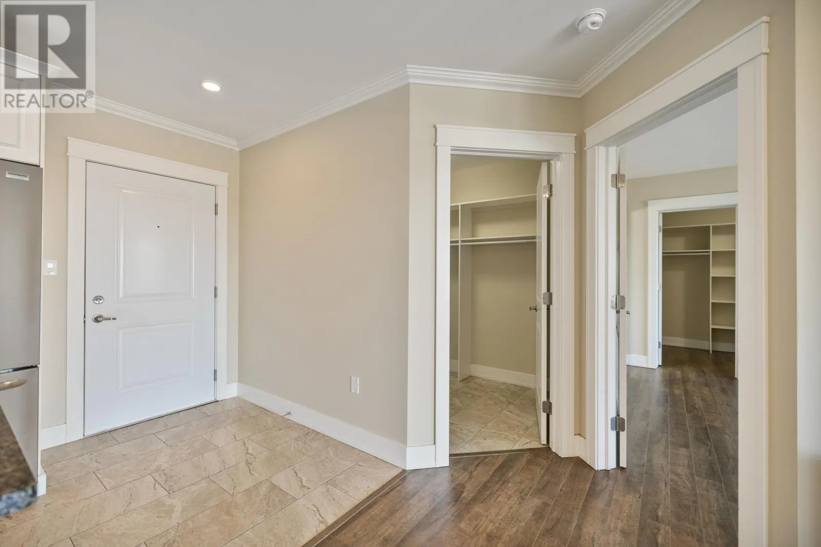 301 208 Shakespeare Drive
