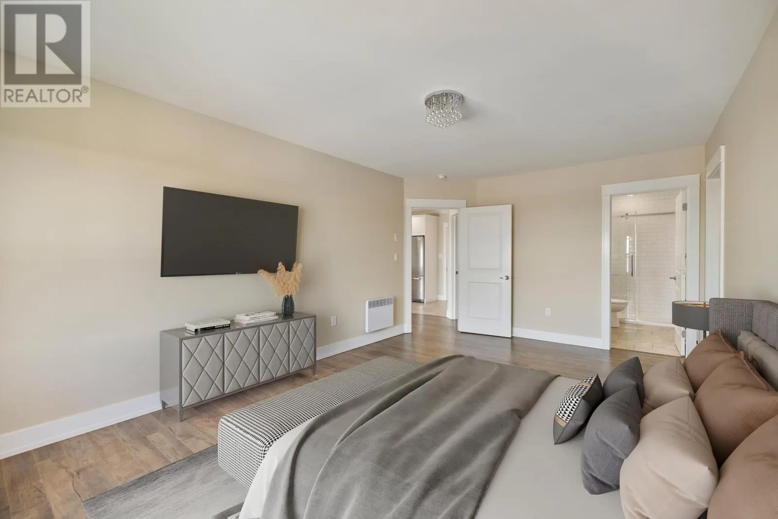 301 208 Shakespeare Drive