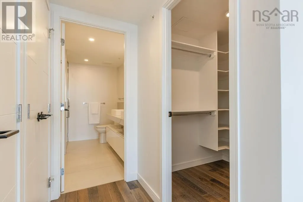 1903 1650 Granville Street