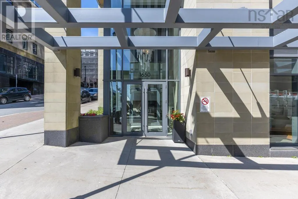 1903 1650 Granville Street