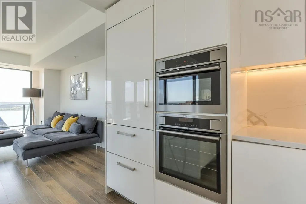 1903 1650 Granville Street