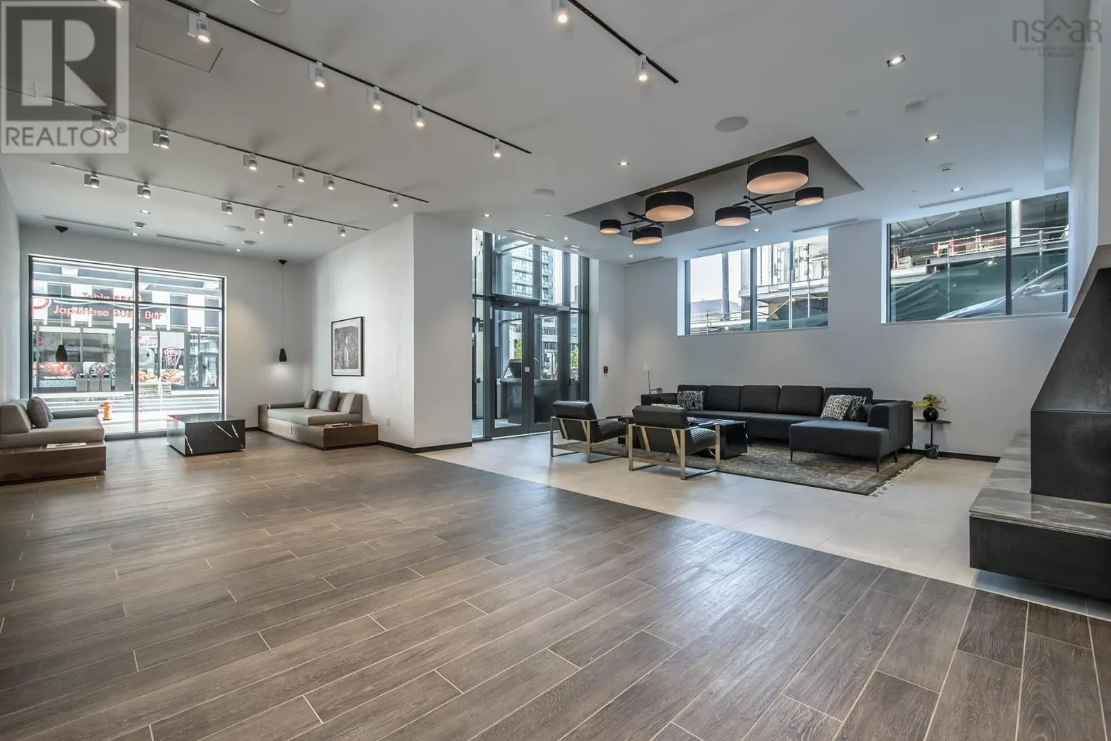 1903 1650 Granville Street