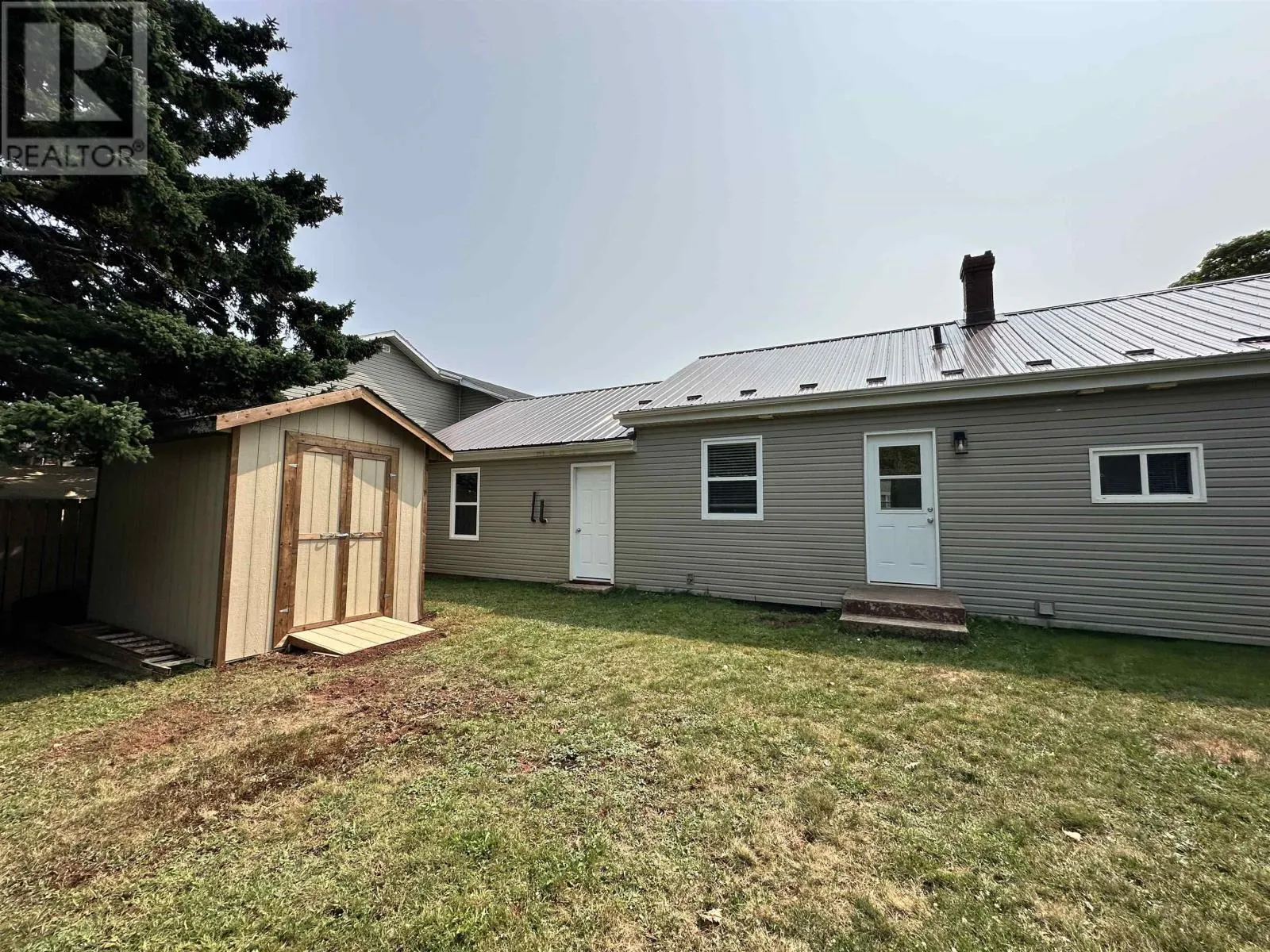 389 Highland Avenue