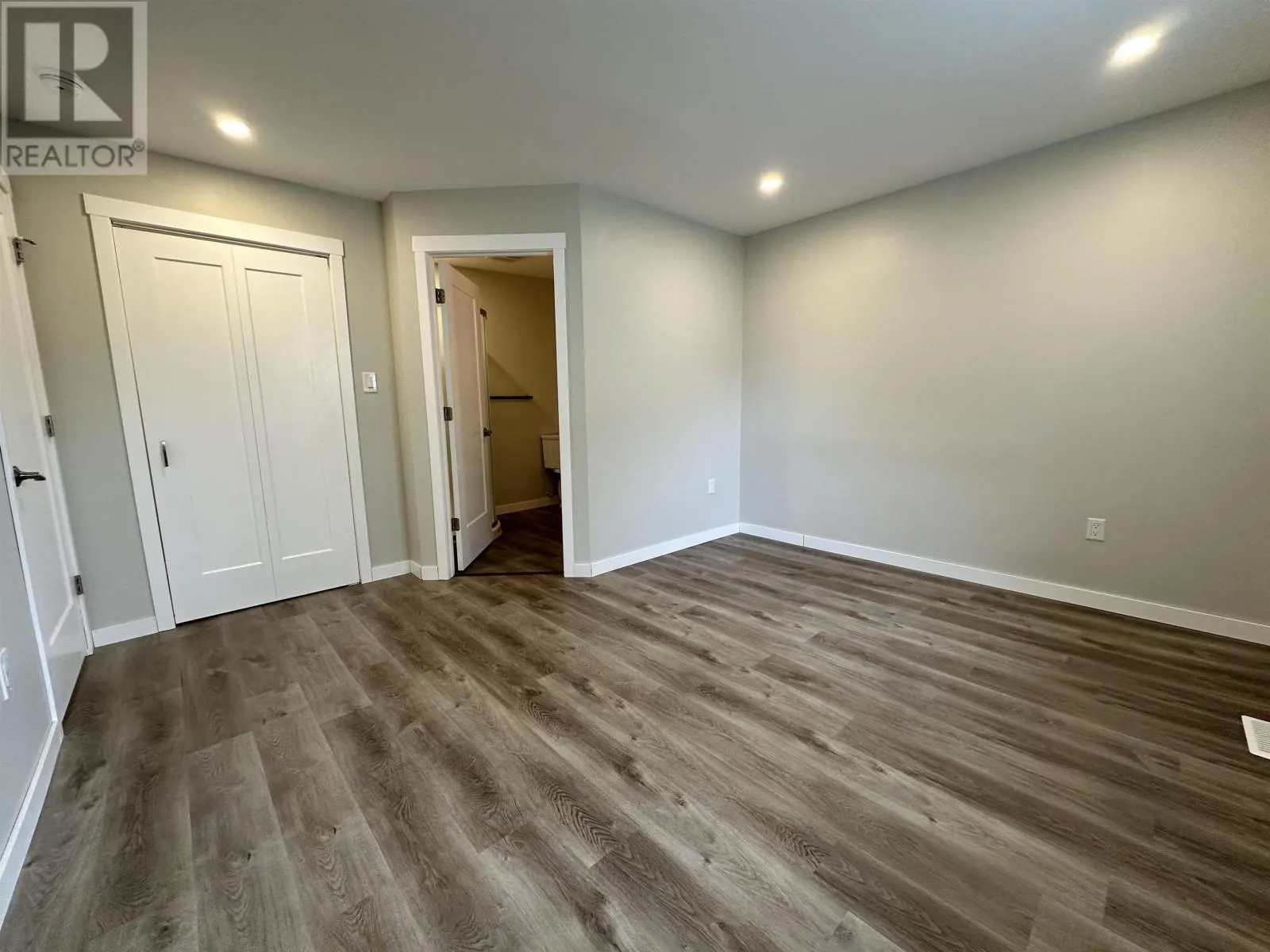389 Highland Avenue