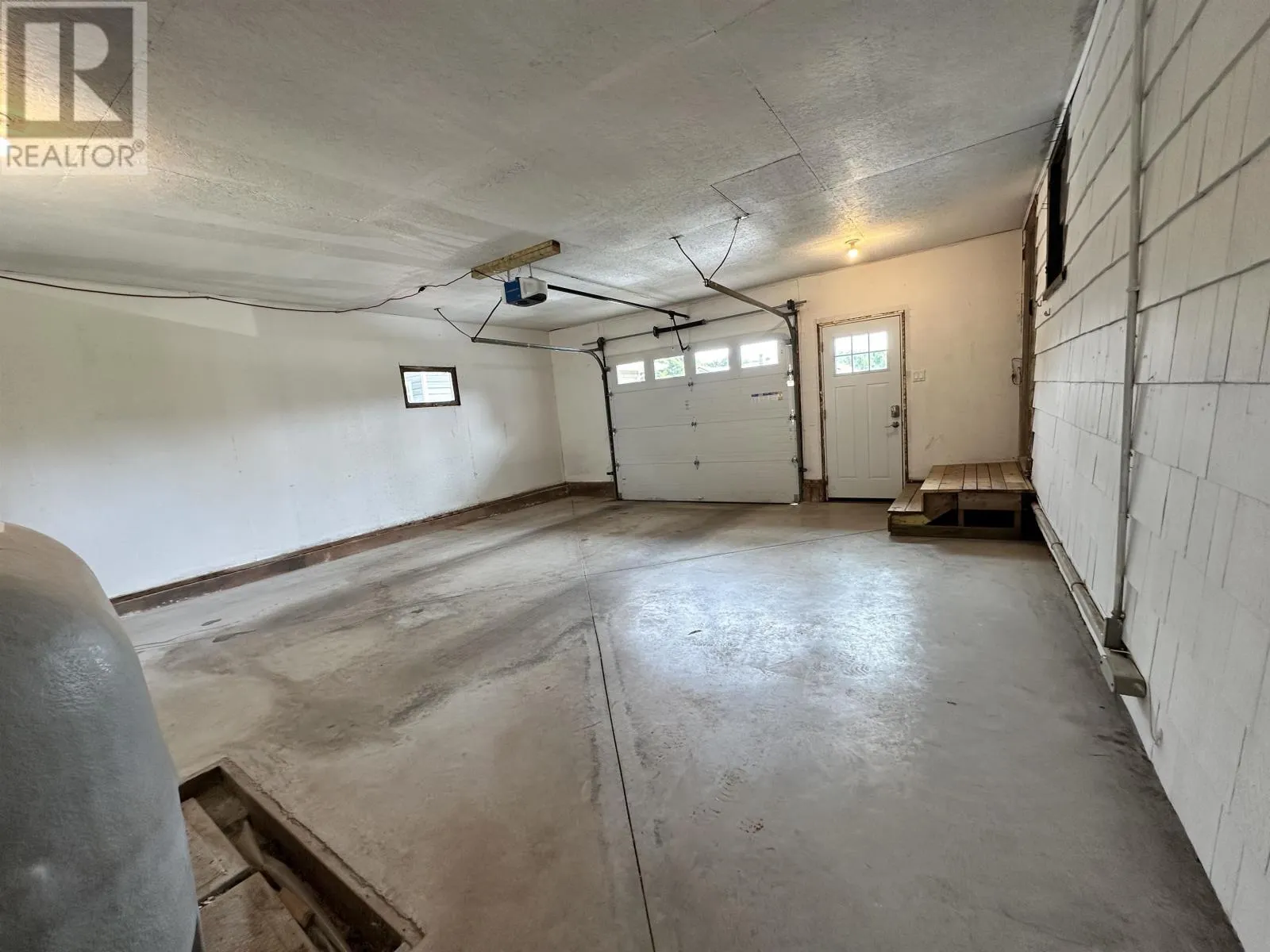 389 Highland Avenue
