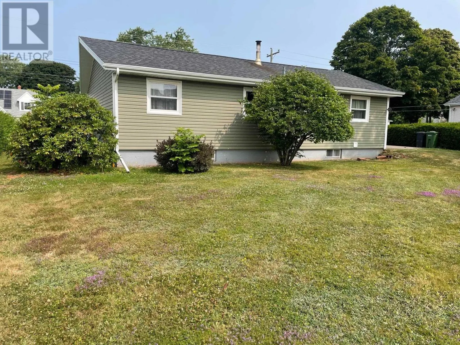 28 Centennial Drive