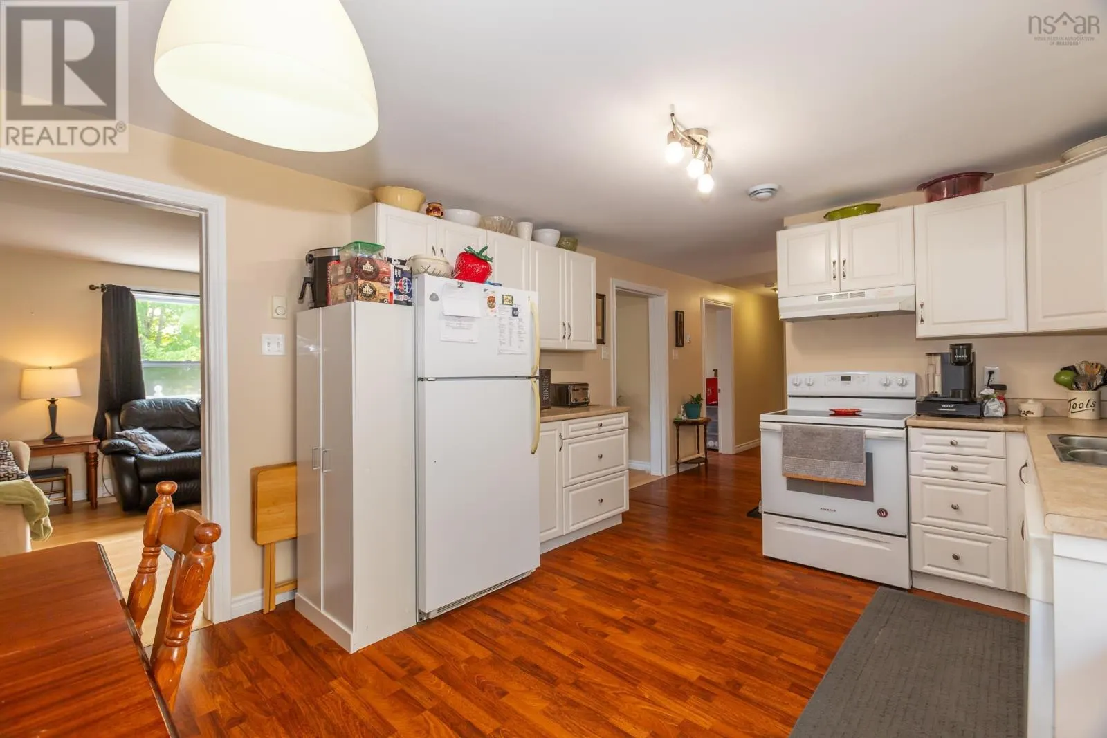 1 Pinecrest Drive