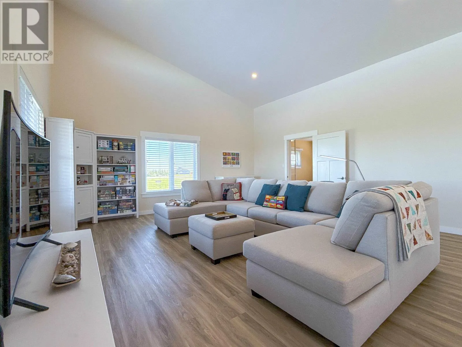 223 Camelot Road