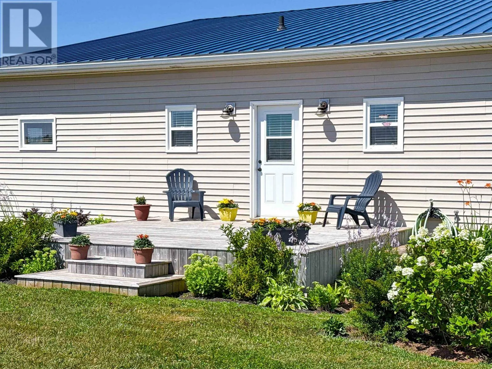 223 Camelot Road