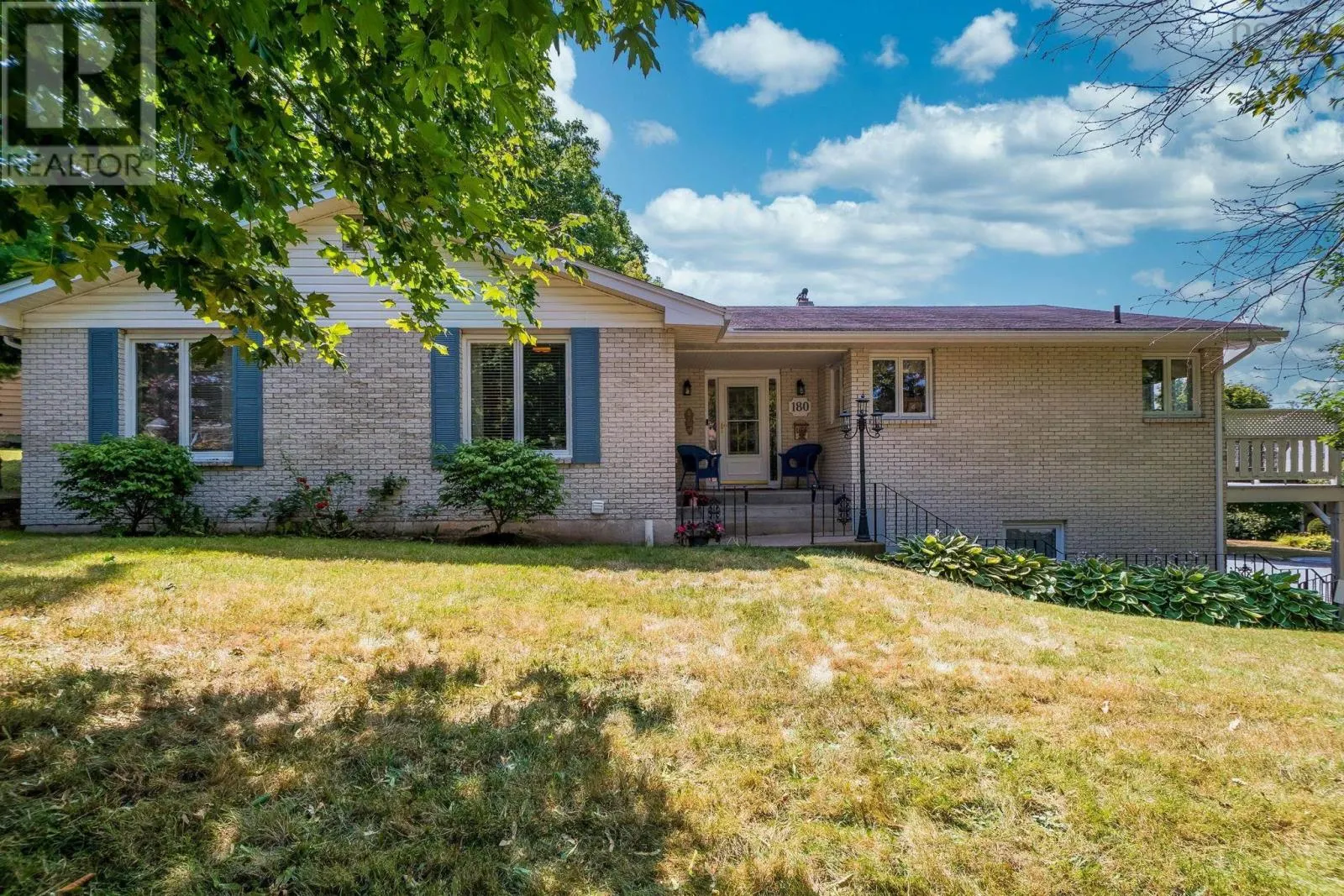180 Rockmanor Drive