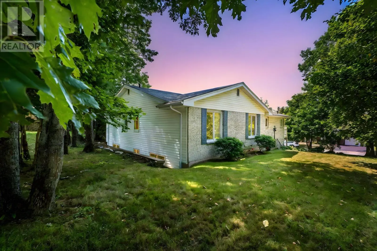 180 Rockmanor Drive