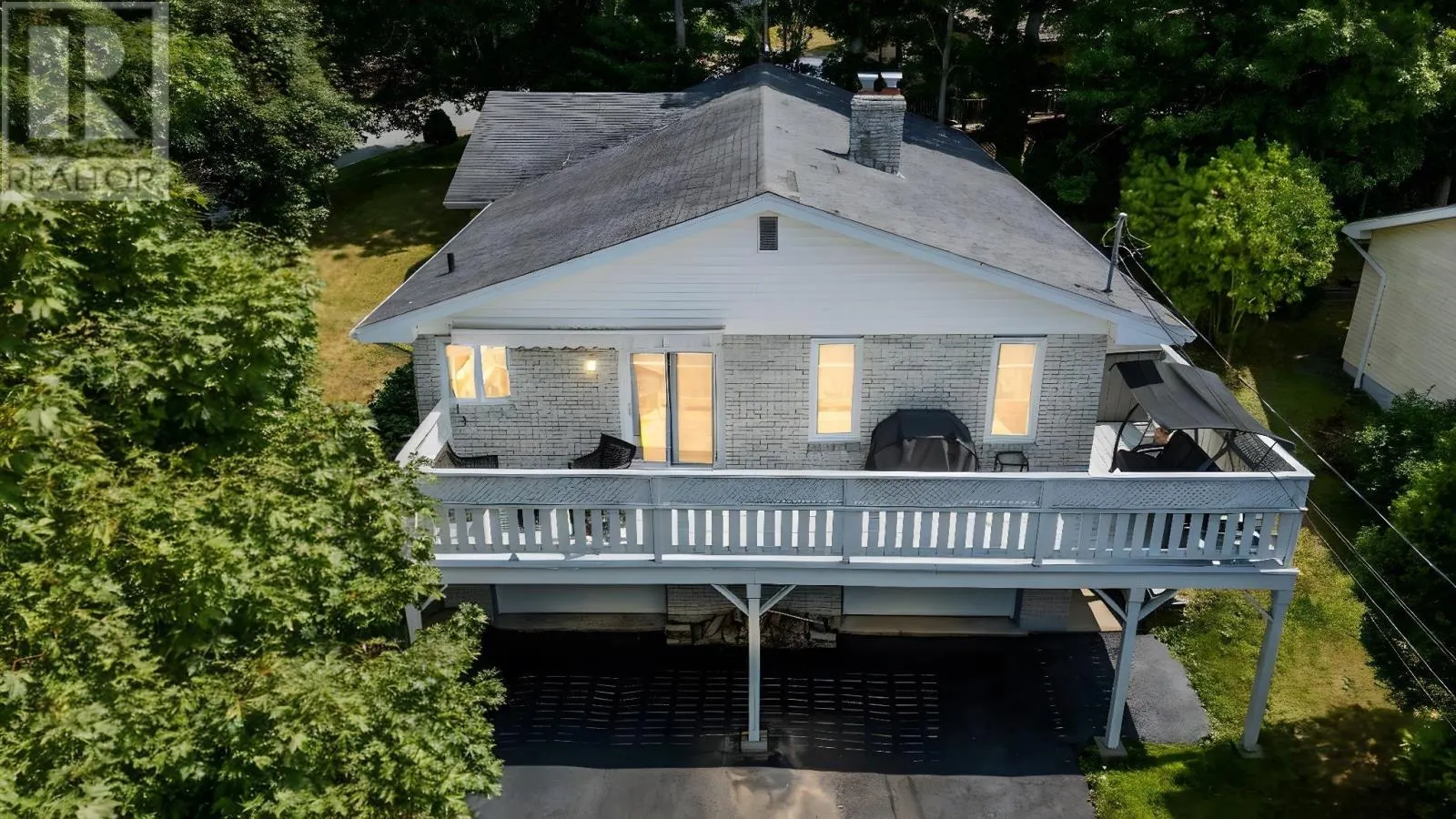 180 Rockmanor Drive