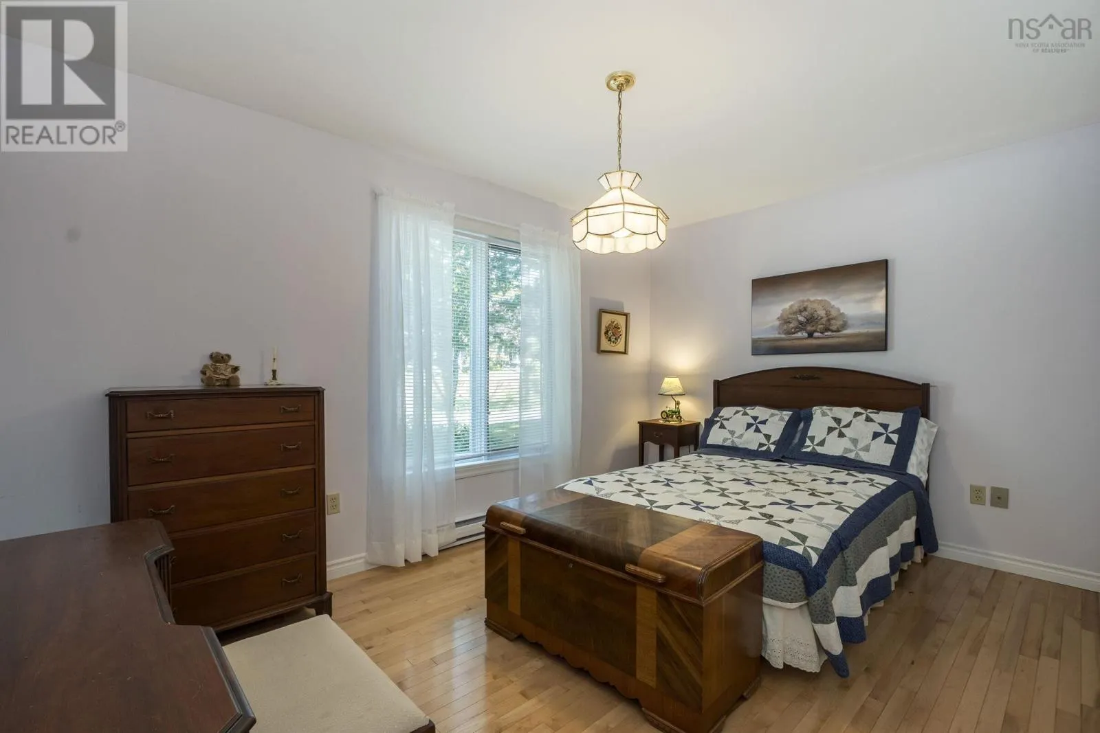 180 Rockmanor Drive