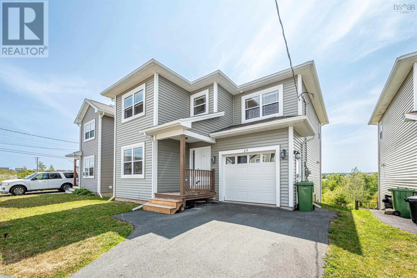 69 Alabaster Way