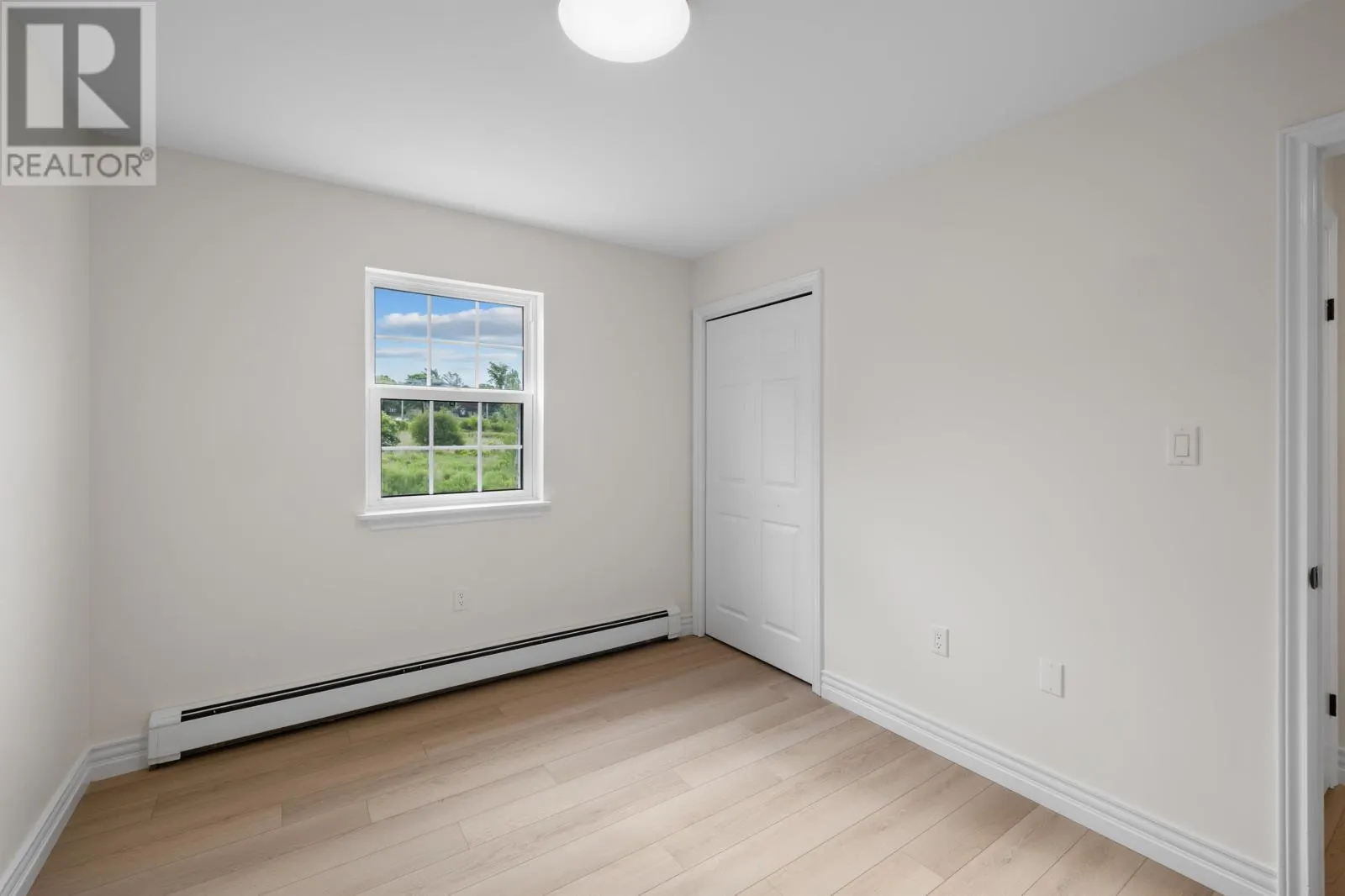 11 22 Waterview Heights