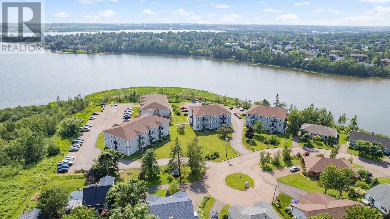 11 22 Waterview Heights