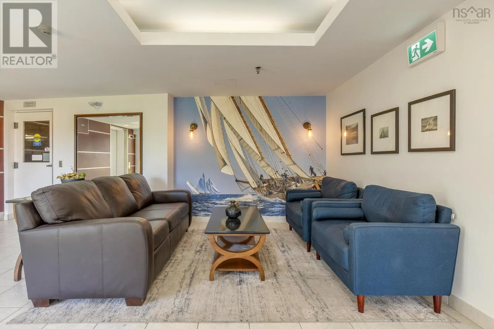 301 80 Spinnaker Drive