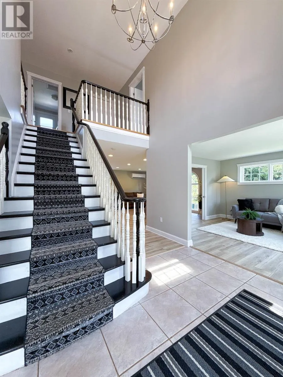 14 Royalty Road