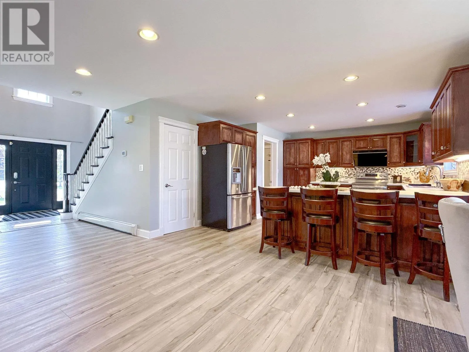 14 Royalty Road