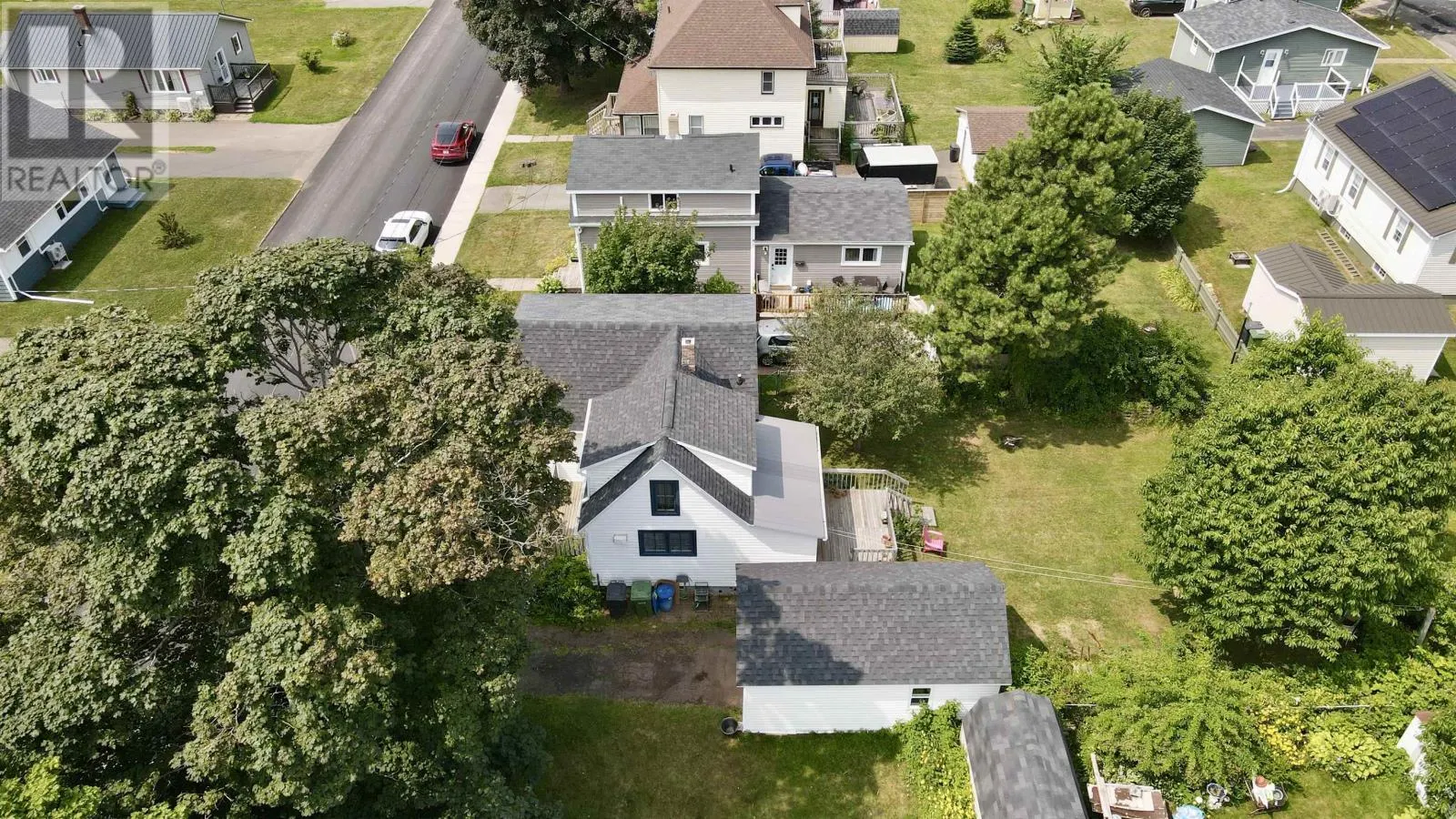 407 Willow Avenue