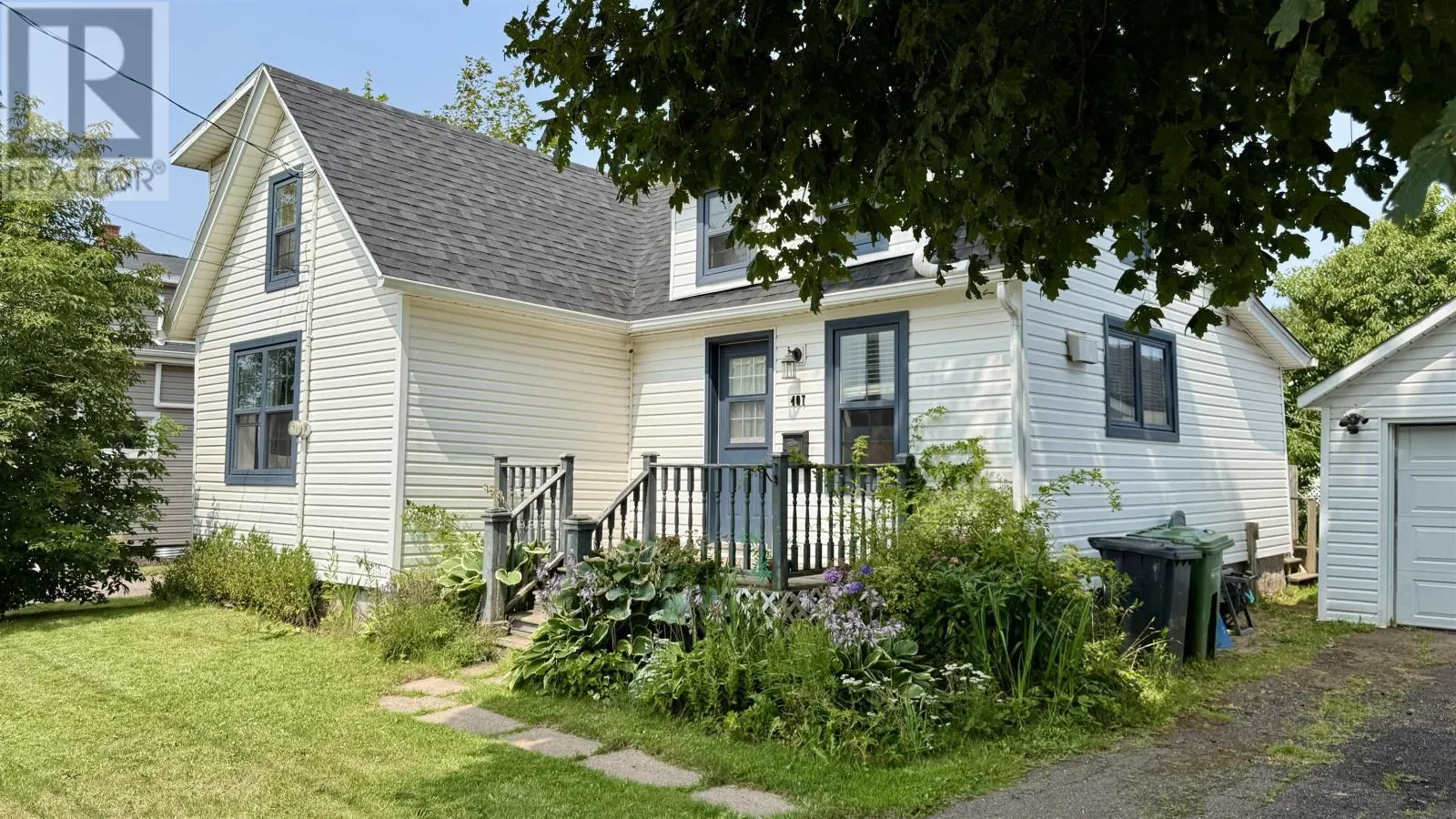 407 Willow Avenue
